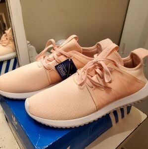 Adidas Women's Light Pink Sneakers